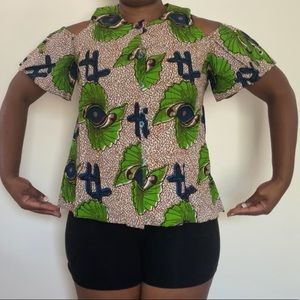 African print top. Size S/M